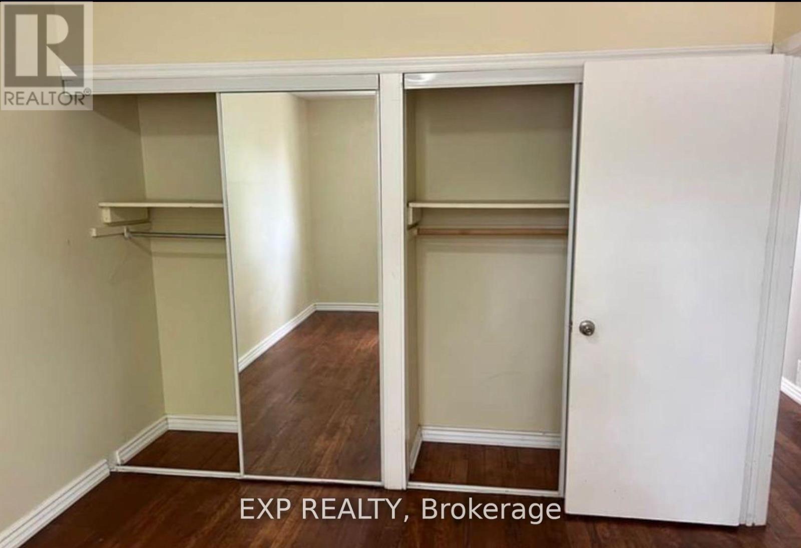 Upper - 17 Gable Drive, Brampton, Ontario  L6V 2H2 - Photo 9 - W12832002