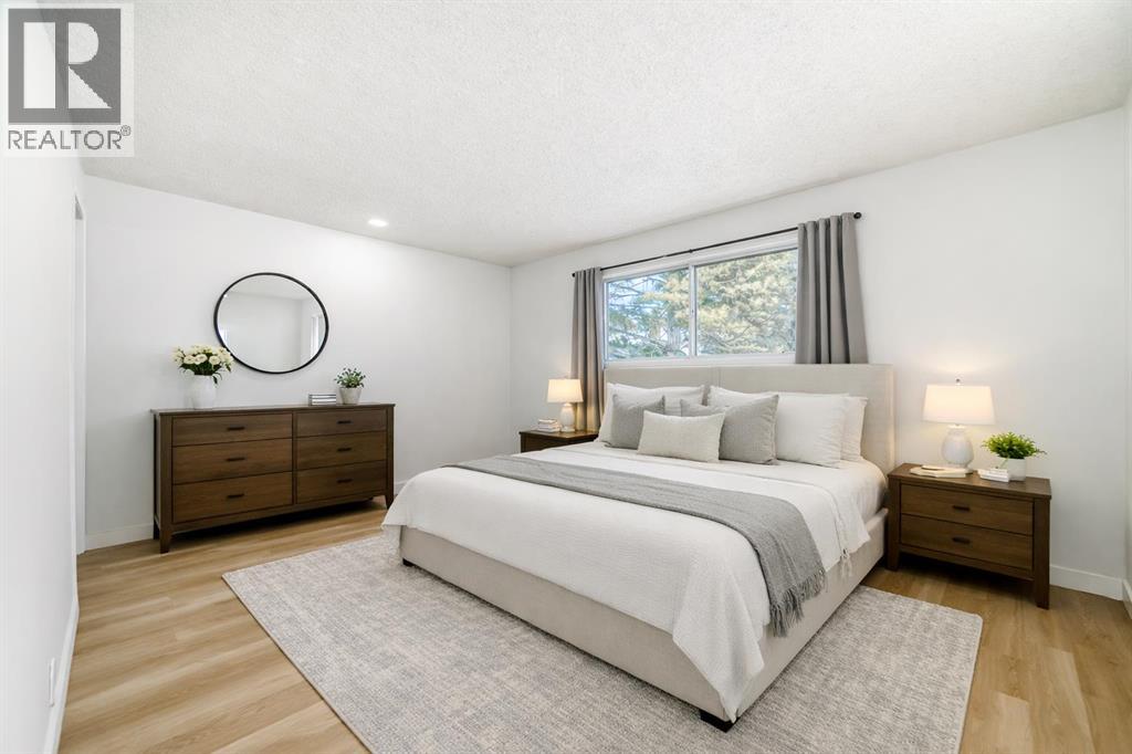 52 Cedarwood Place Sw, Calgary, Alberta  T2W 3G6 - Photo 19 - A2289376