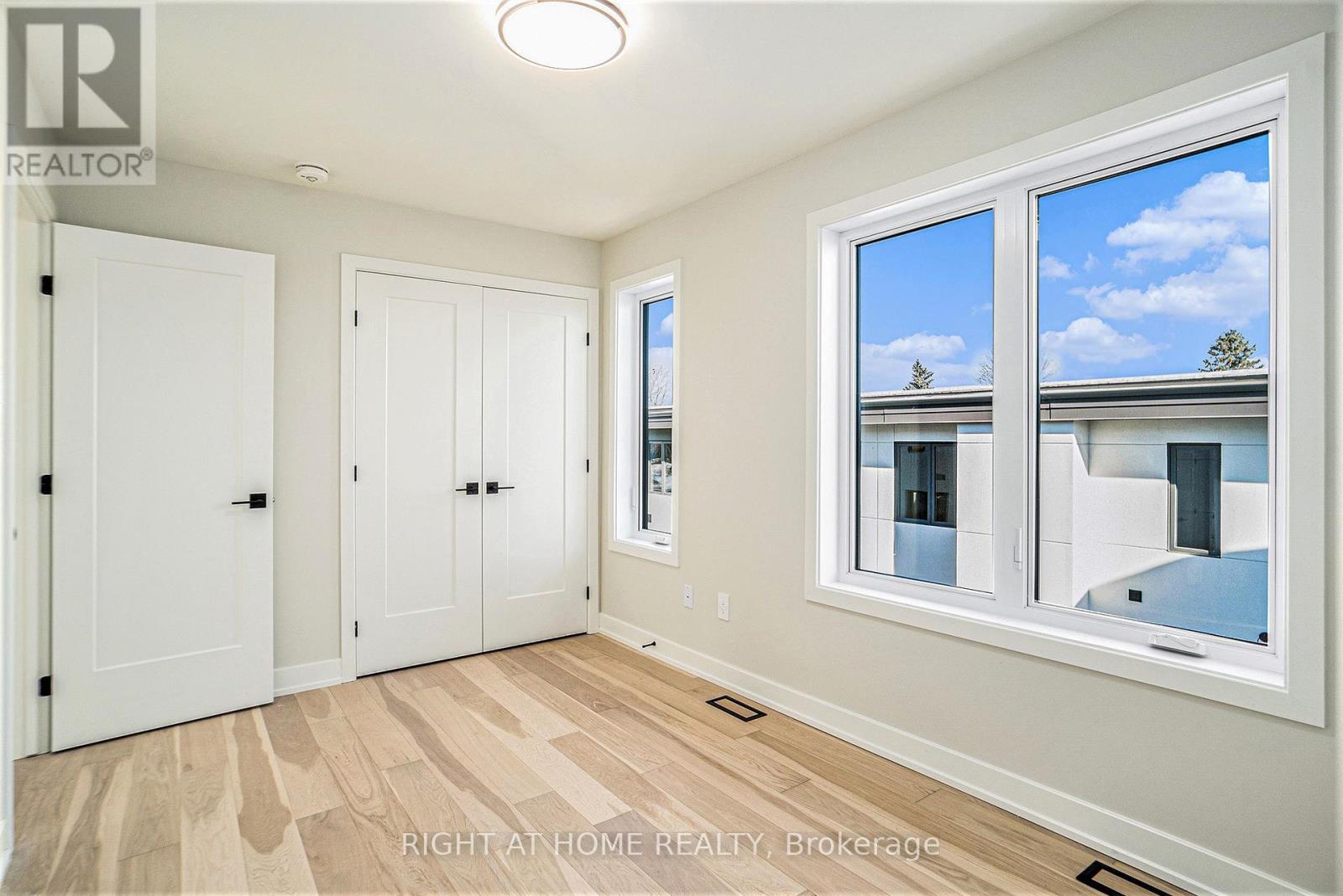 583 Codd's Road N, Ottawa, Ontario  K1K 2G7 - Photo 19 - X12832032