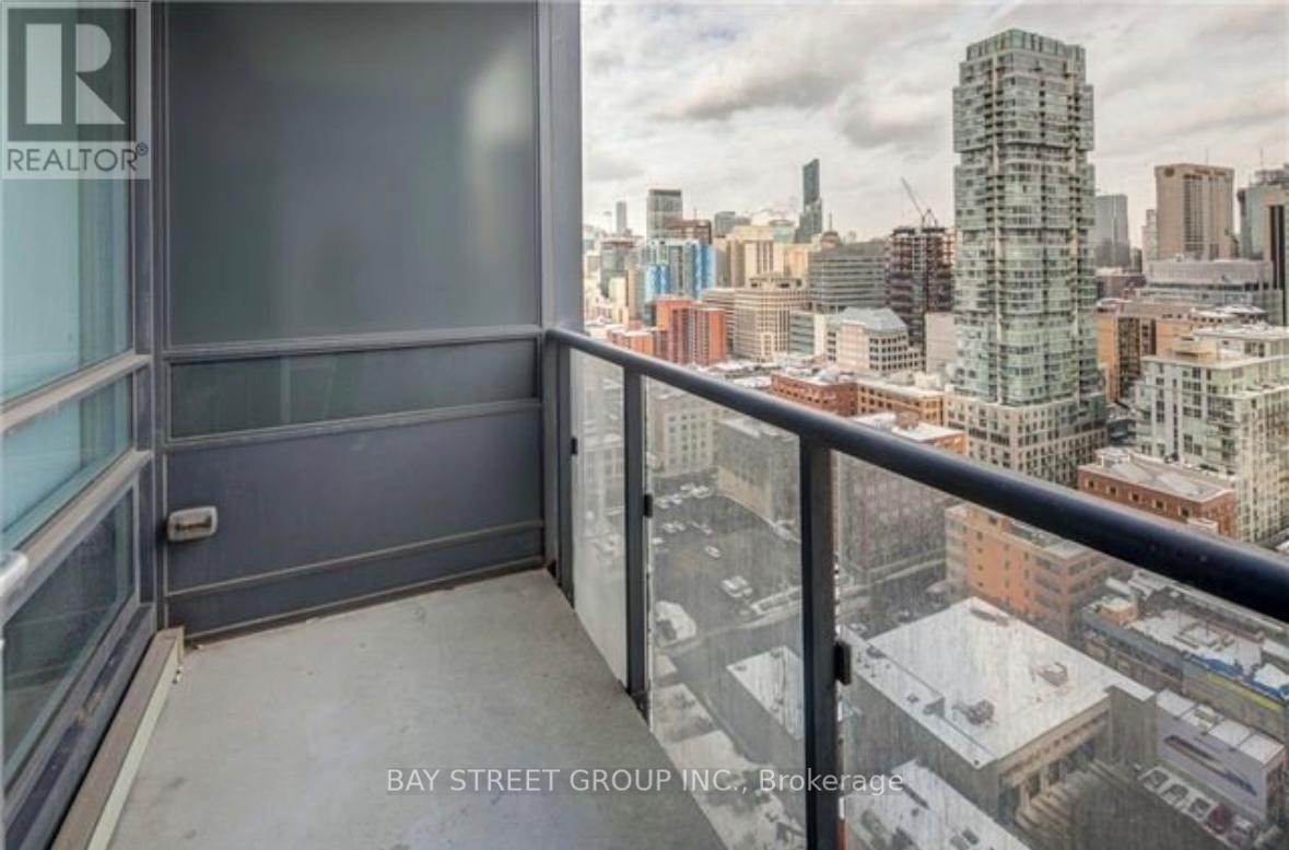 3305 - 295 Adelaide Street W, Toronto, Ontario  M5V 1P7 - Photo 14 - C12832016