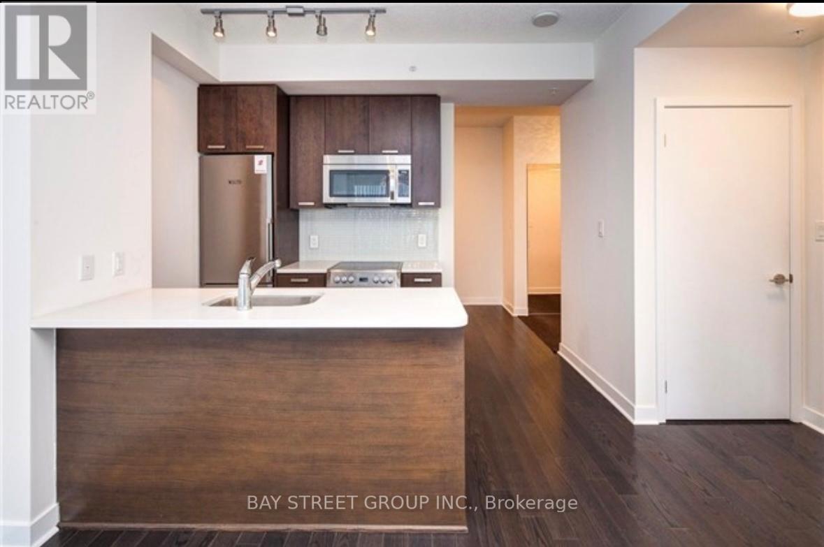 3305 - 295 Adelaide Street W, Toronto, Ontario  M5V 1P7 - Photo 5 - C12832016