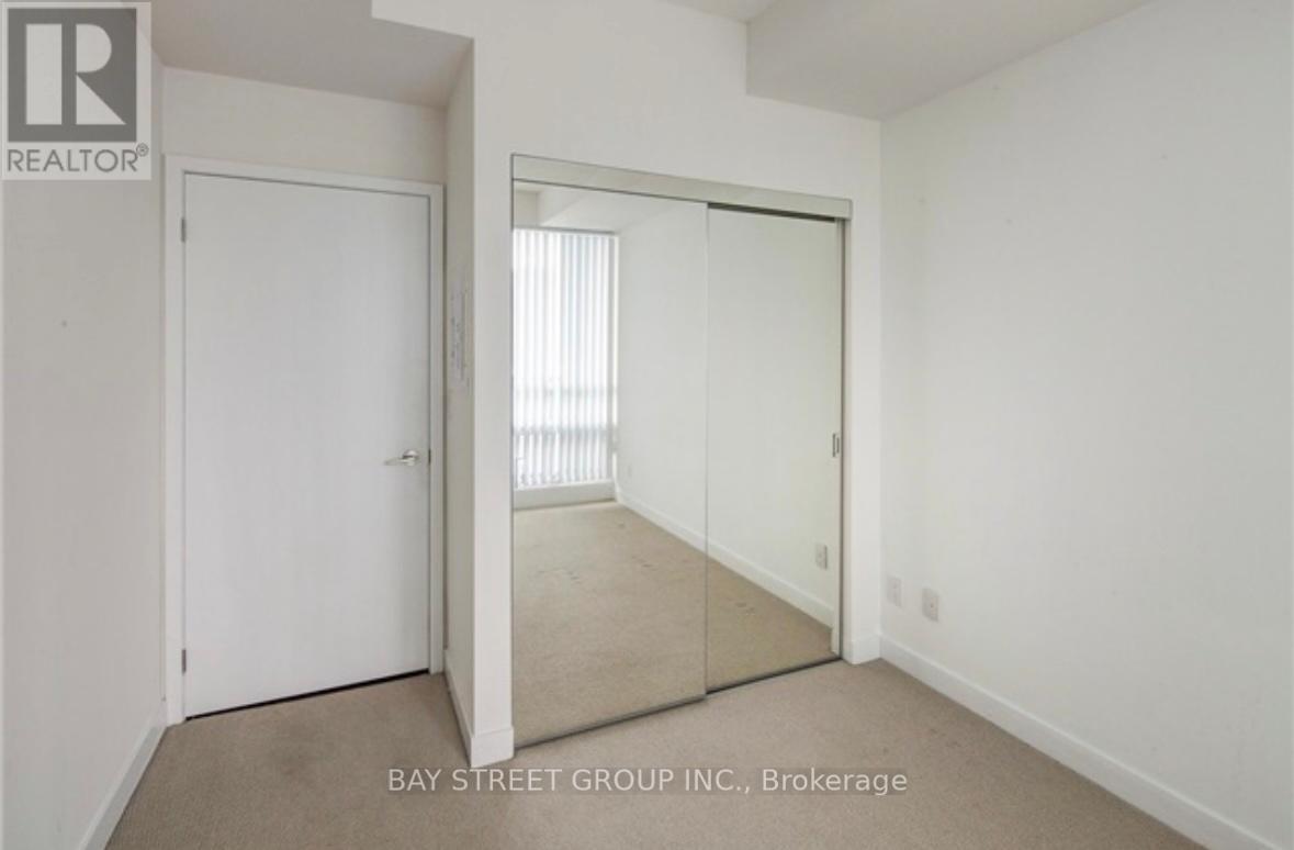 3305 - 295 Adelaide Street W, Toronto, Ontario  M5V 1P7 - Photo 8 - C12832016