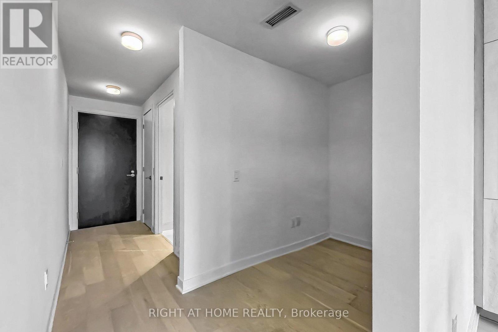 3808 - 11 Yorkville Avenue, Toronto, Ontario  M4W 0B7 - Photo 13 - C12832036