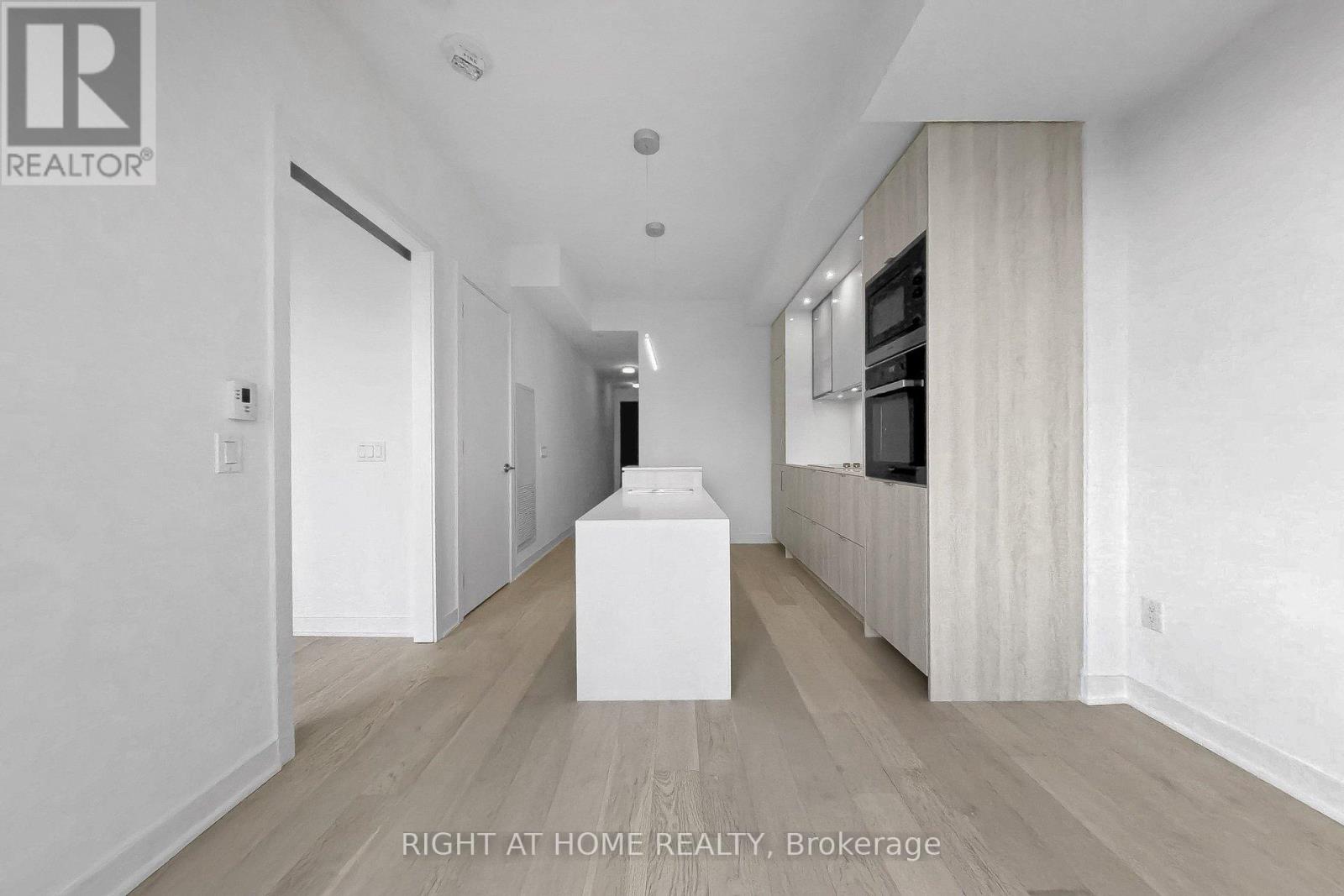 3808 - 11 Yorkville Avenue, Toronto, Ontario  M4W 0B7 - Photo 24 - C12832036