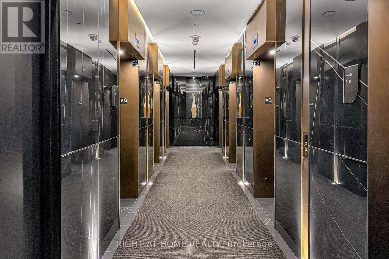 3808 - 11 Yorkville Avenue, Toronto, Ontario  M4W 0B7 - Photo 8 - C12832036