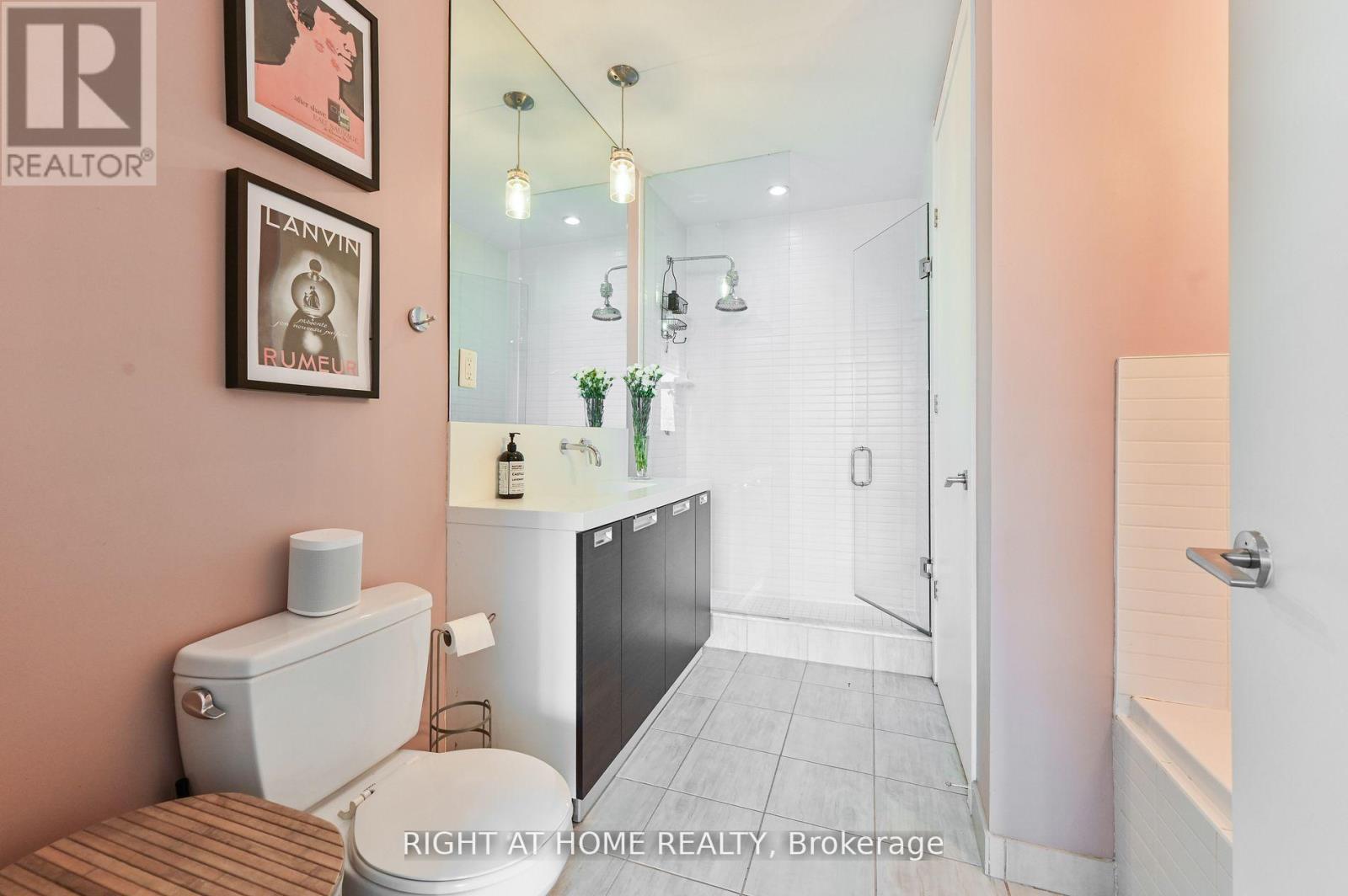 606 - 20 Stewart Street, Toronto, Ontario  M5V 1H6 - Photo 8 - C12832046