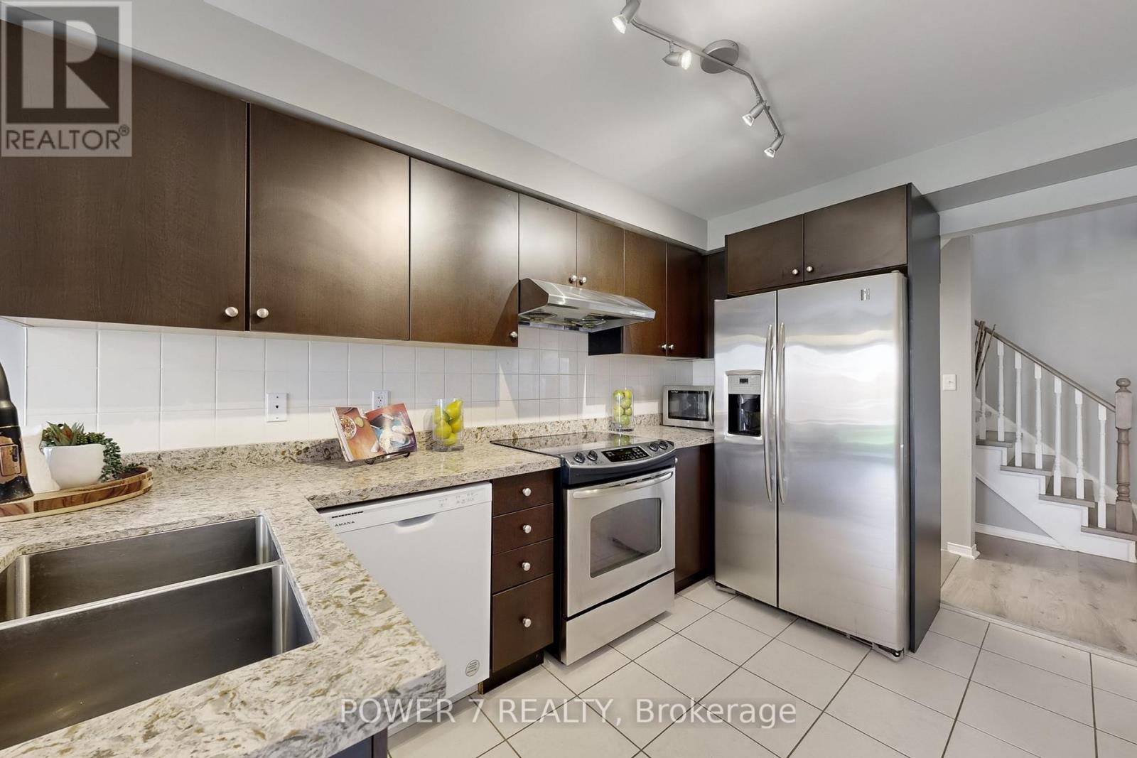 287 Penndutch Circle, Whitchurch-Stouffville, Ontario  L4A 0P1 - Photo 12 - N12832018