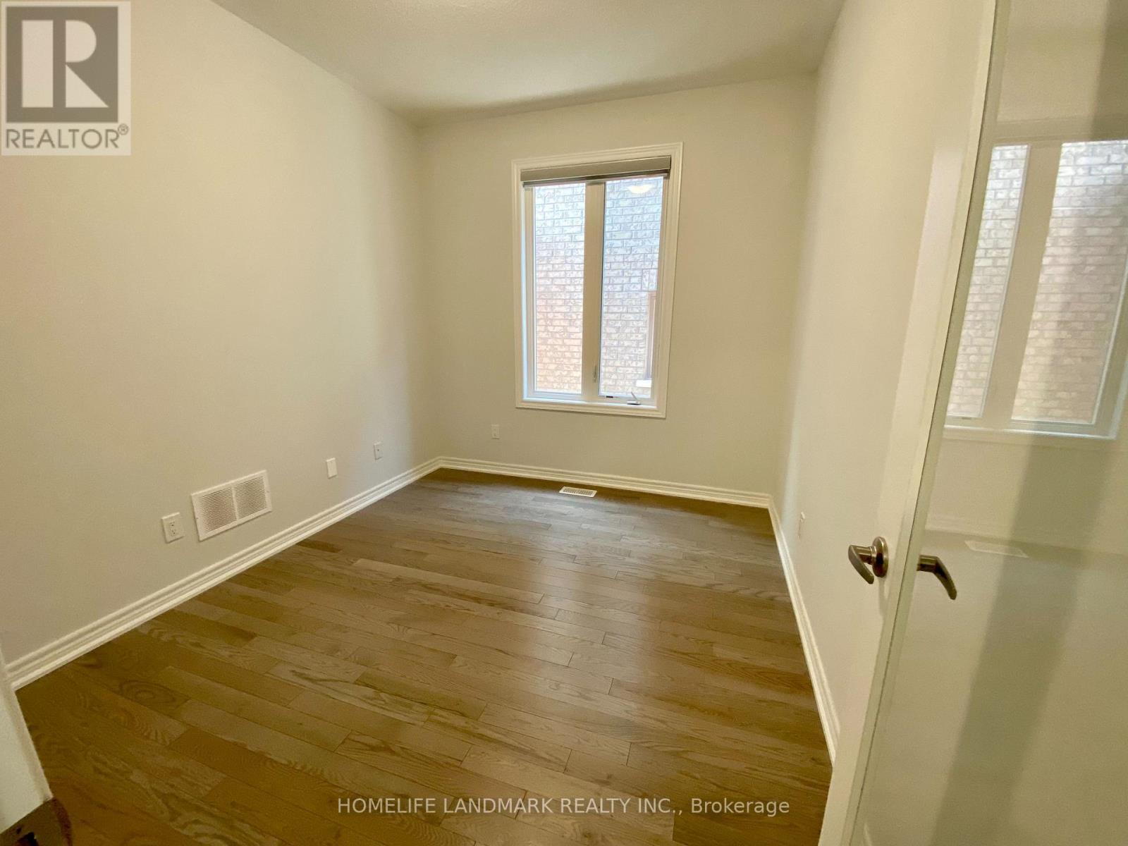 Main - 45 Bill Guy Drive, Georgina, Ontario  L4P 0J1 - Photo 16 - N12832034