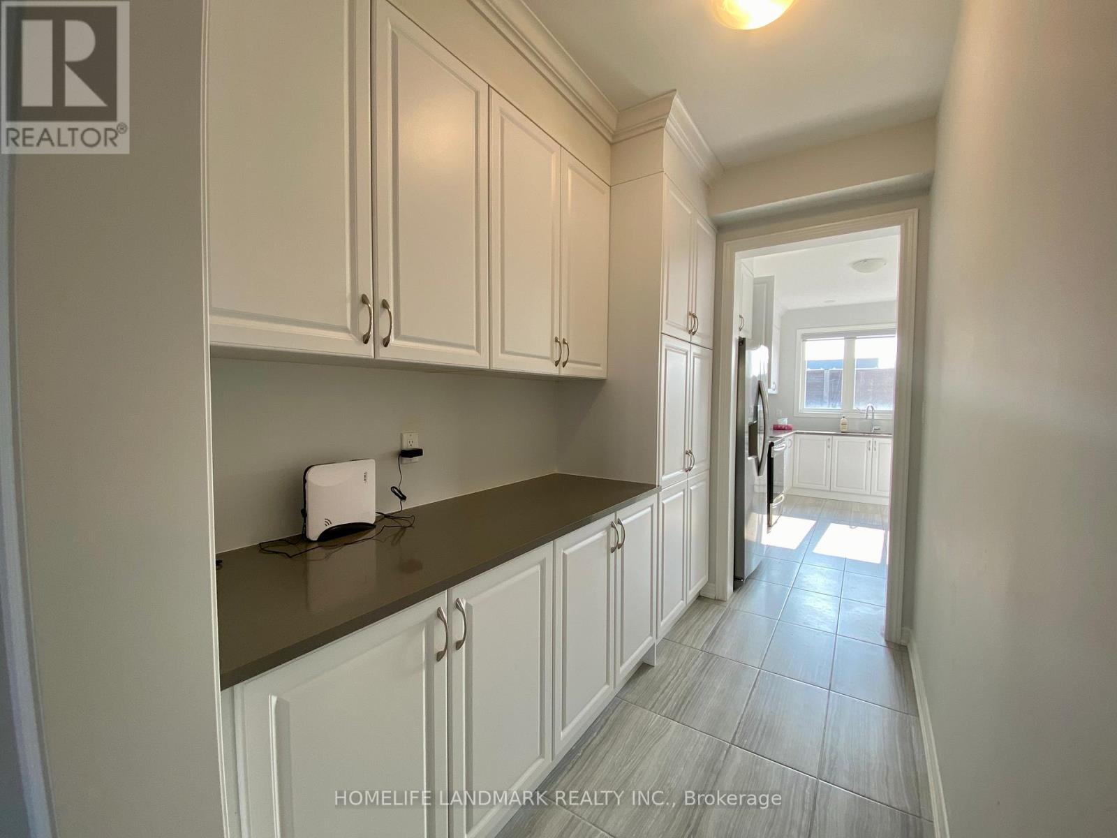 Main - 45 Bill Guy Drive, Georgina, Ontario  L4P 0J1 - Photo 8 - N12832034