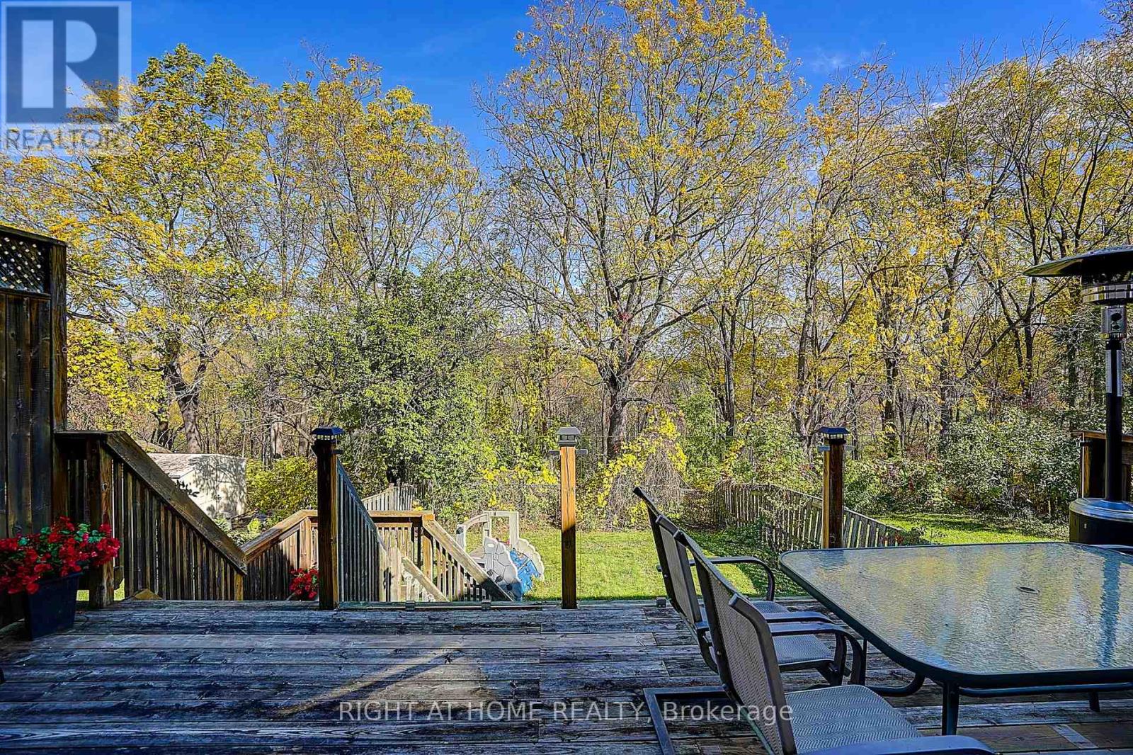 32 MACAULEY DRIVE, Markham, Ontario