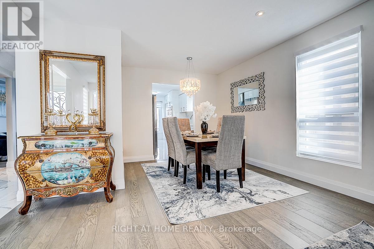 32 Macauley Drive, Markham, Ontario  L3T 5S4 - Photo 7 - N12832048