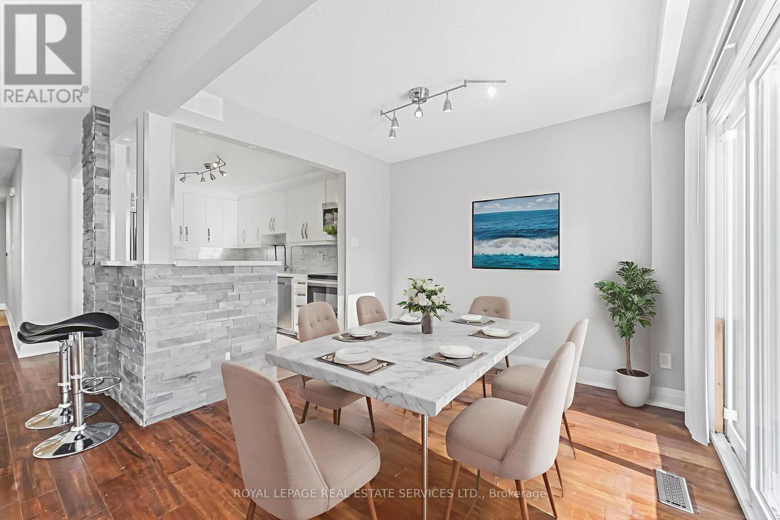 43 - 725 Vermouth Avenue, Mississauga, Ontario  L5A 3X5 - Photo 11 - W12832044