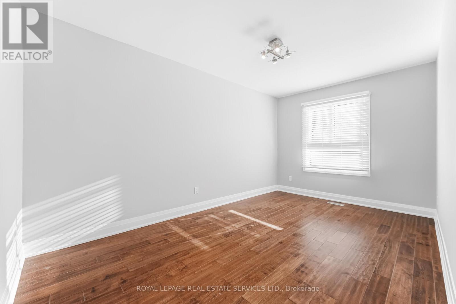 43 - 725 Vermouth Avenue, Mississauga, Ontario  L5A 3X5 - Photo 33 - W12832044