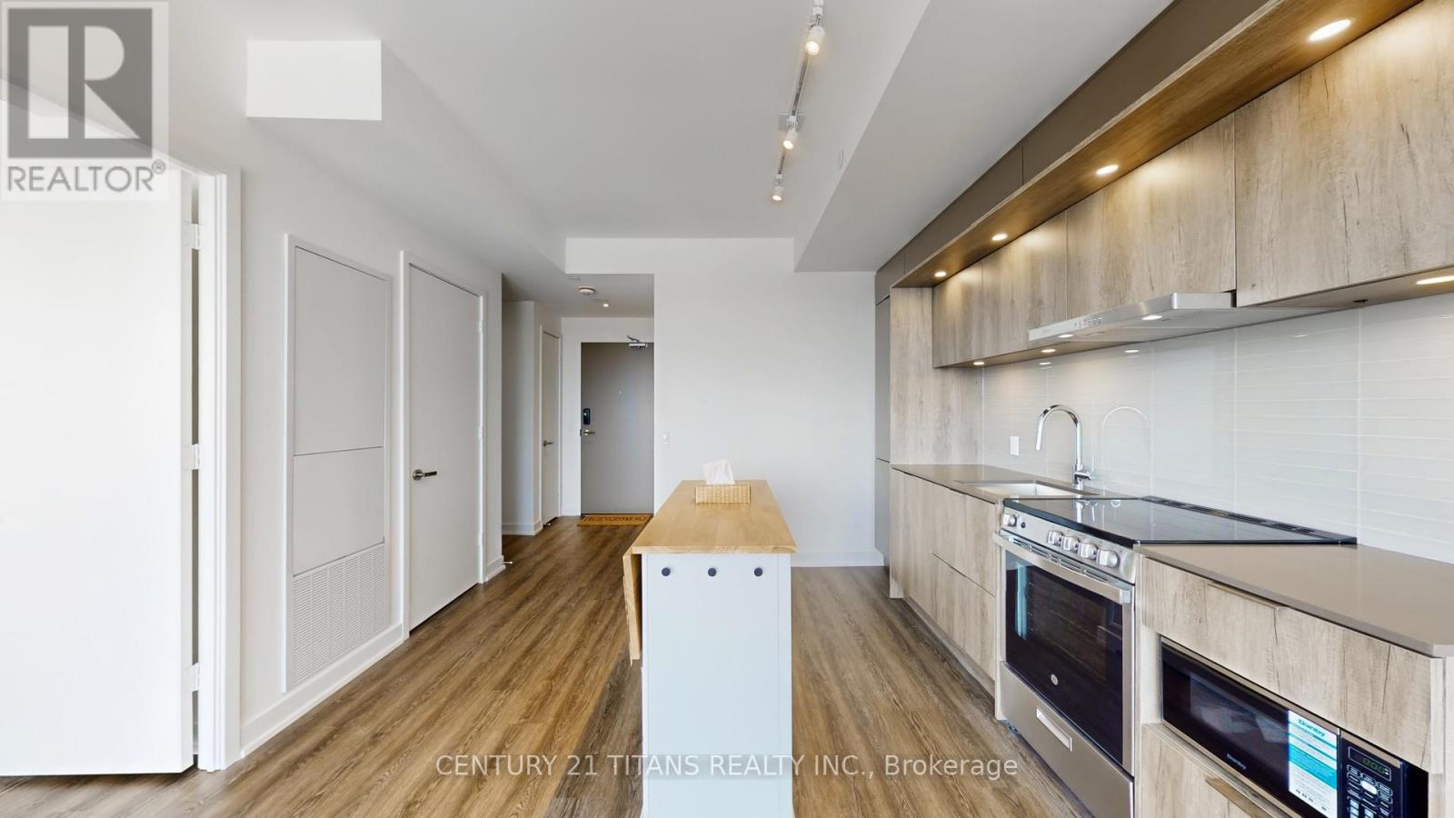 1909 - 448 Burnhamthorpe Road W, Mississauga, Ontario  L5B 0K7 - Photo 10 - W12832050