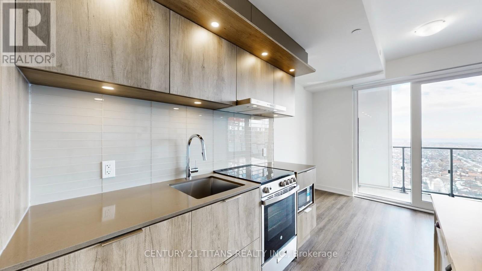 1909 - 448 Burnhamthorpe Road W, Mississauga, Ontario  L5B 0K7 - Photo 13 - W12832050