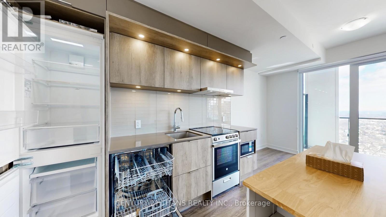 1909 - 448 Burnhamthorpe Road W, Mississauga, Ontario  L5B 0K7 - Photo 14 - W12832050