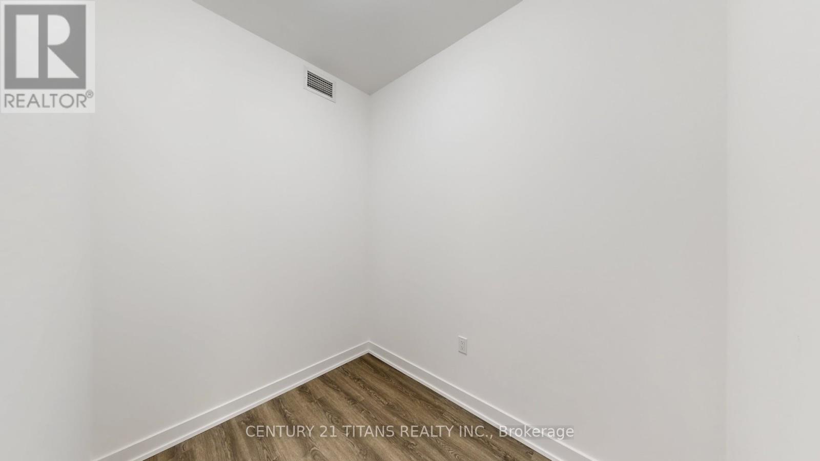 1909 - 448 Burnhamthorpe Road W, Mississauga, Ontario  L5B 0K7 - Photo 22 - W12832050