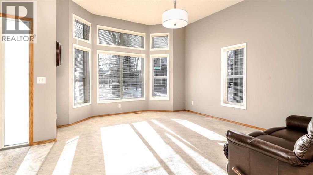 19 Prestwick Pond Terrace Se, Calgary, Alberta  T2Z 3Z7 - Photo 3 - A2287213