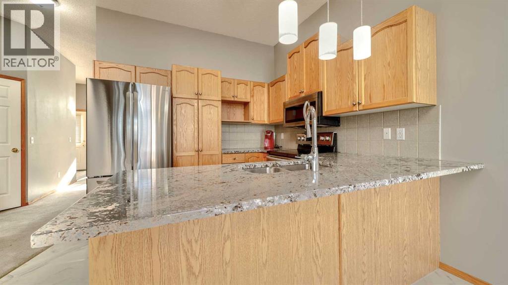 19 Prestwick Pond Terrace Se, Calgary, Alberta  T2Z 3Z7 - Photo 10 - A2287213