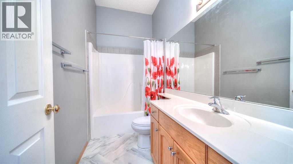 19 Prestwick Pond Terrace Se, Calgary, Alberta  T2Z 3Z7 - Photo 22 - A2287213