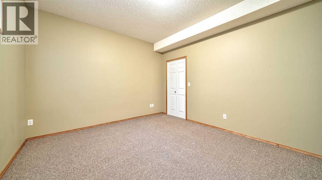 19 Prestwick Pond Terrace Se, Calgary, Alberta  T2Z 3Z7 - Photo 28 - A2287213