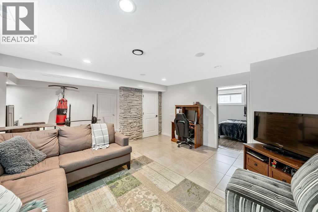 95 Cranleigh Gardens Se, Calgary, Alberta  T3M 1C7 - Photo 43 - A2289132