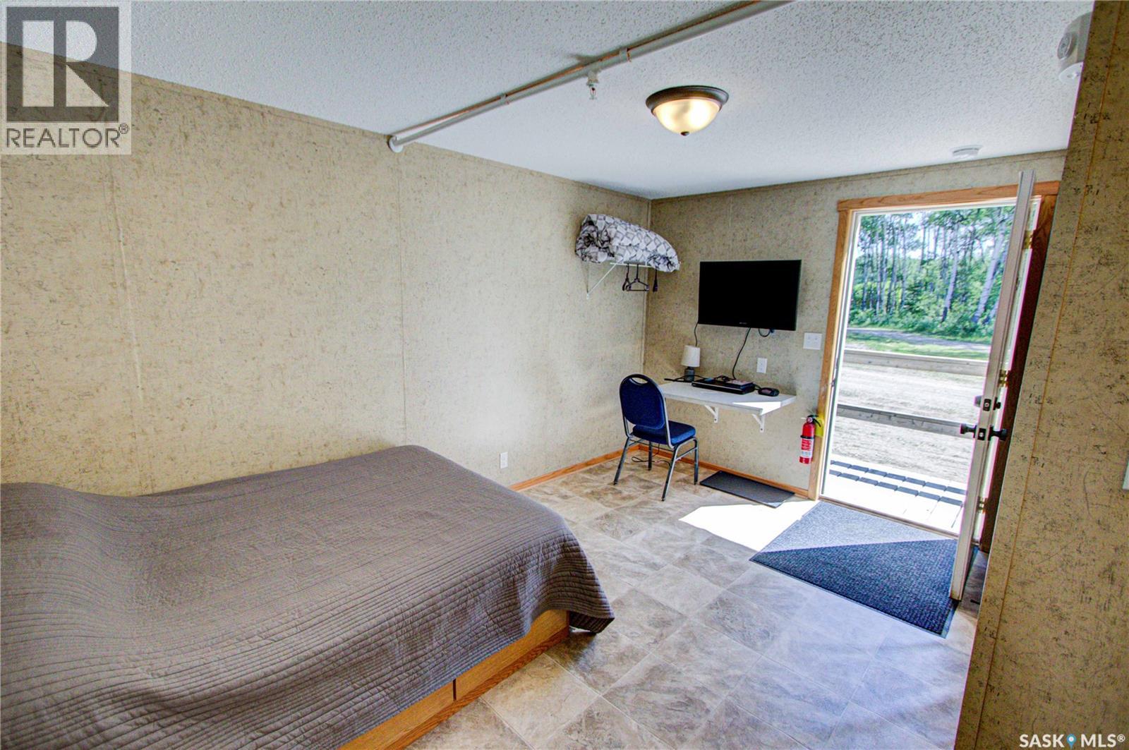 Kipabisaku Liquor Store/seasonals, Pleasantdale Rm No. 398, Saskatchewan  S0K 3H0 - Photo 11 - SK029436