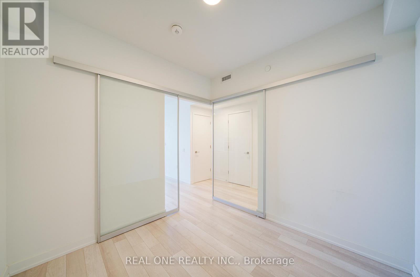 4002 - 39 Roehampton Avenue, Toronto, Ontario  M4P 0G1 - Photo 10 - C12830442