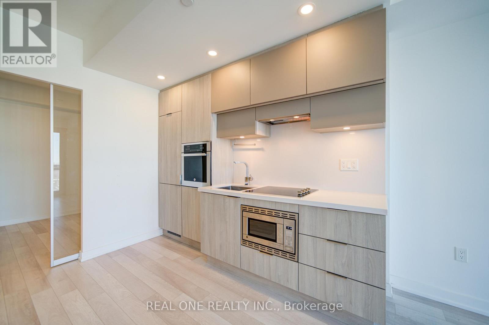 4002 - 39 Roehampton Avenue, Toronto, Ontario  M4P 0G1 - Photo 14 - C12830442