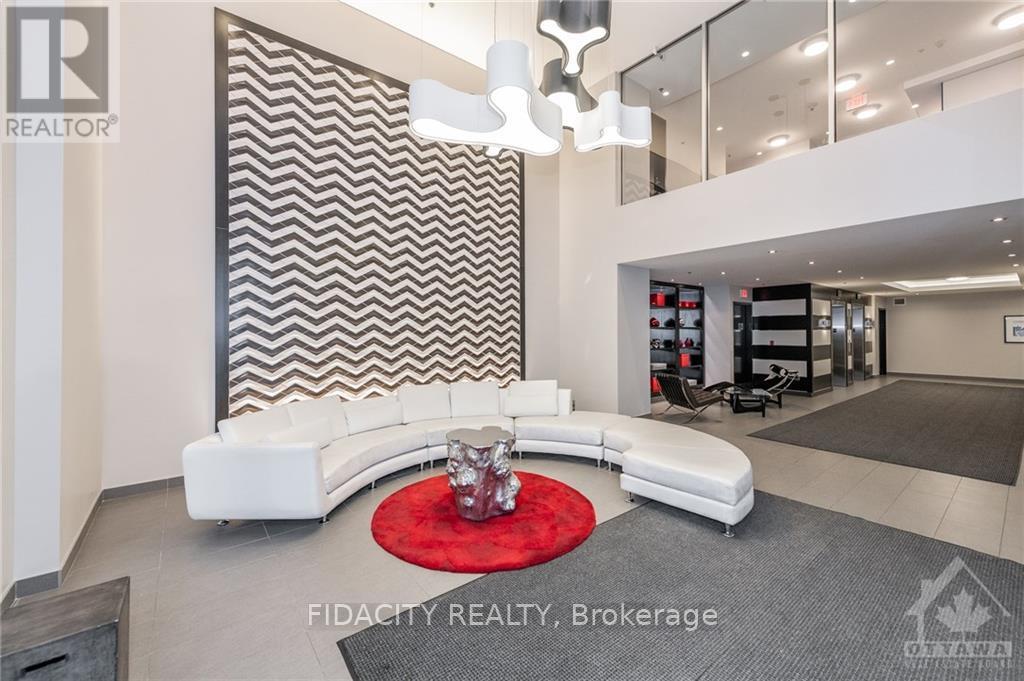 802 - 98 Richmond Road, Ottawa, Ontario  K1Z 0B2 - Photo 2 - X12832066