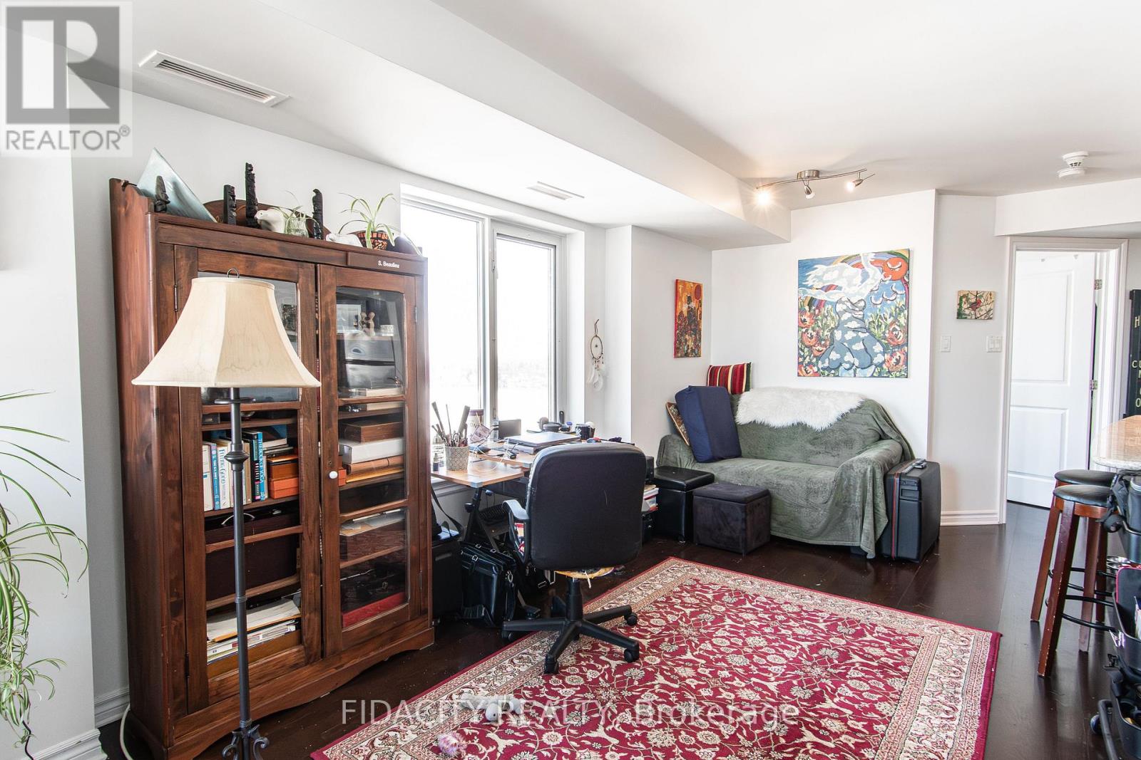 907 - 314 Central Park Drive, Ottawa, Ontario  K2C 0R2 - Photo 5 - X12832068