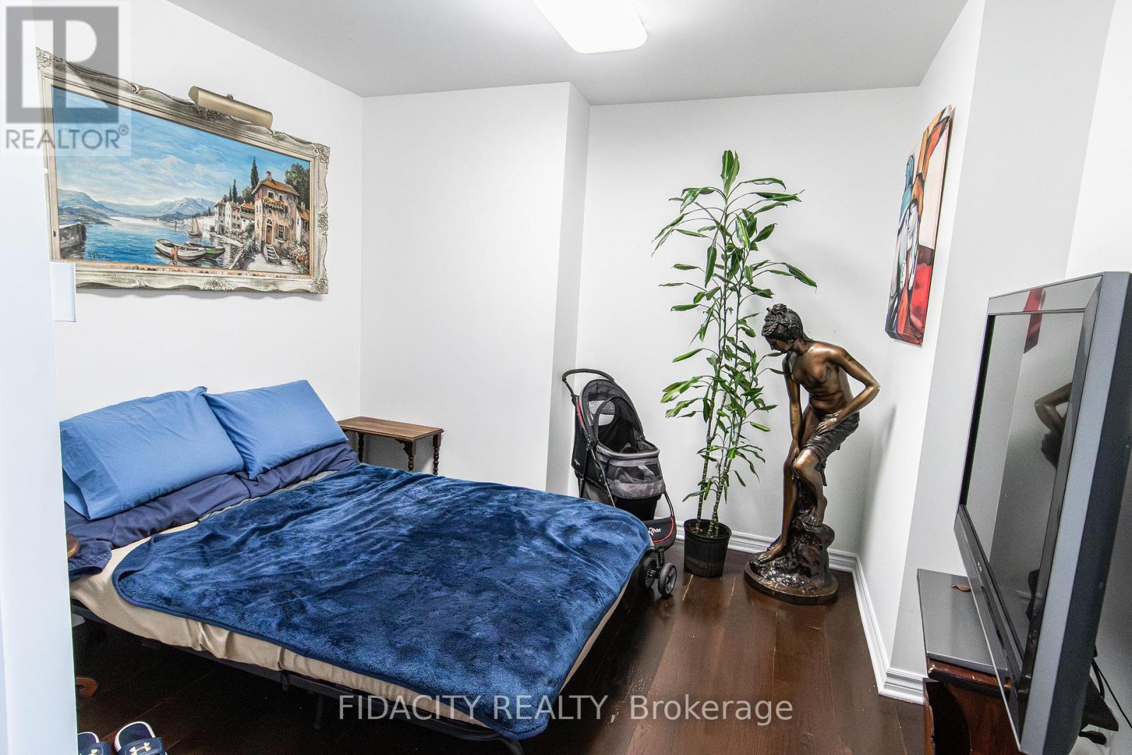 907 - 314 Central Park Drive, Ottawa, Ontario  K2C 0R2 - Photo 6 - X12832068