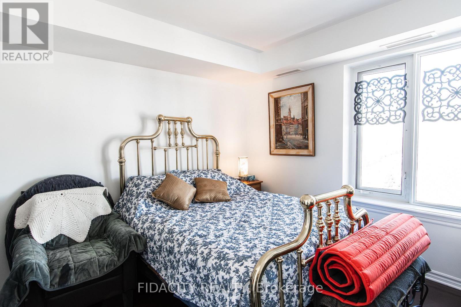 907 - 314 Central Park Drive, Ottawa, Ontario  K2C 0R2 - Photo 8 - X12832068