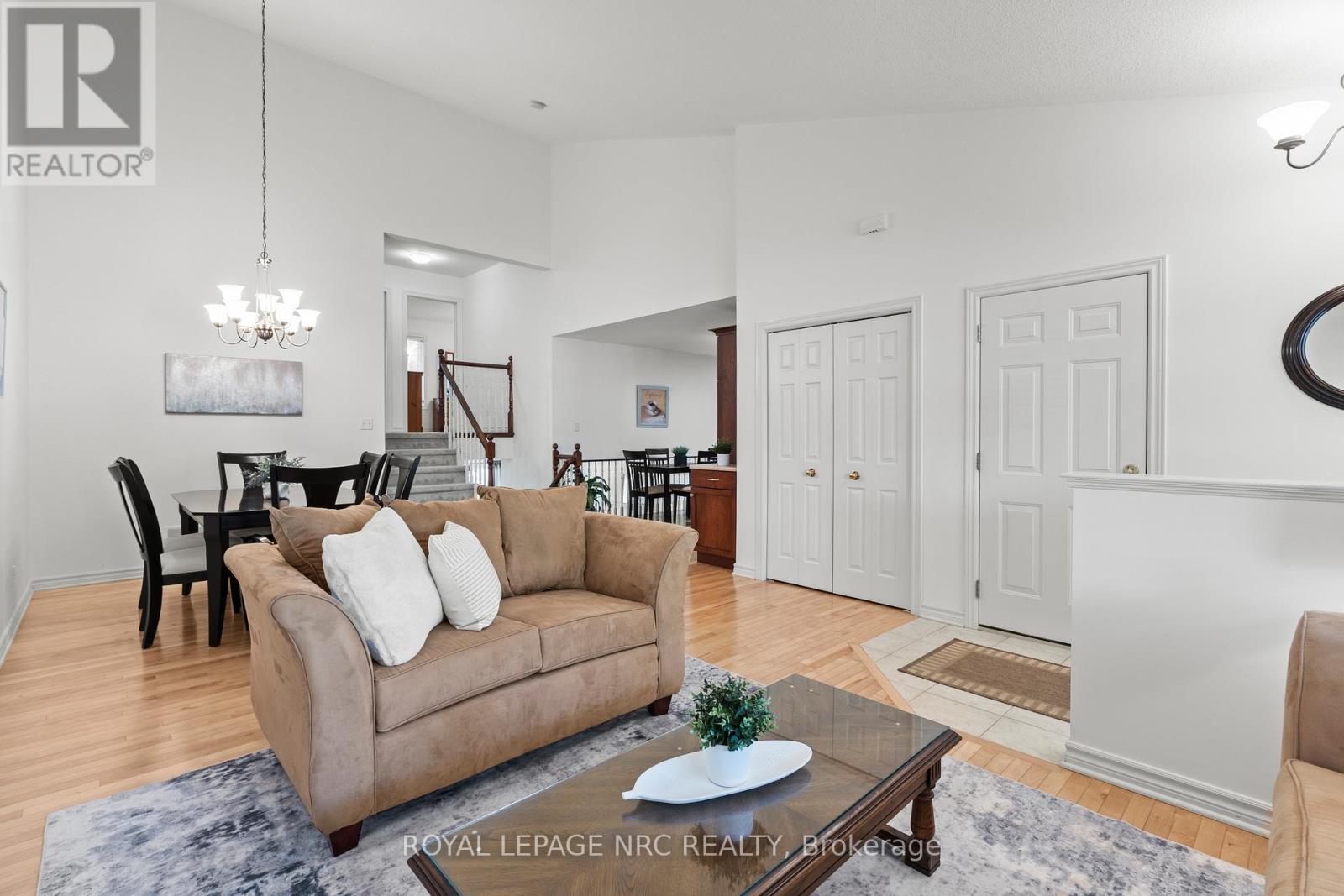 14 Hope Avenue W, Niagara-On-The-Lake, Ontario  L0S 1T0 - Photo 4 - X12832054