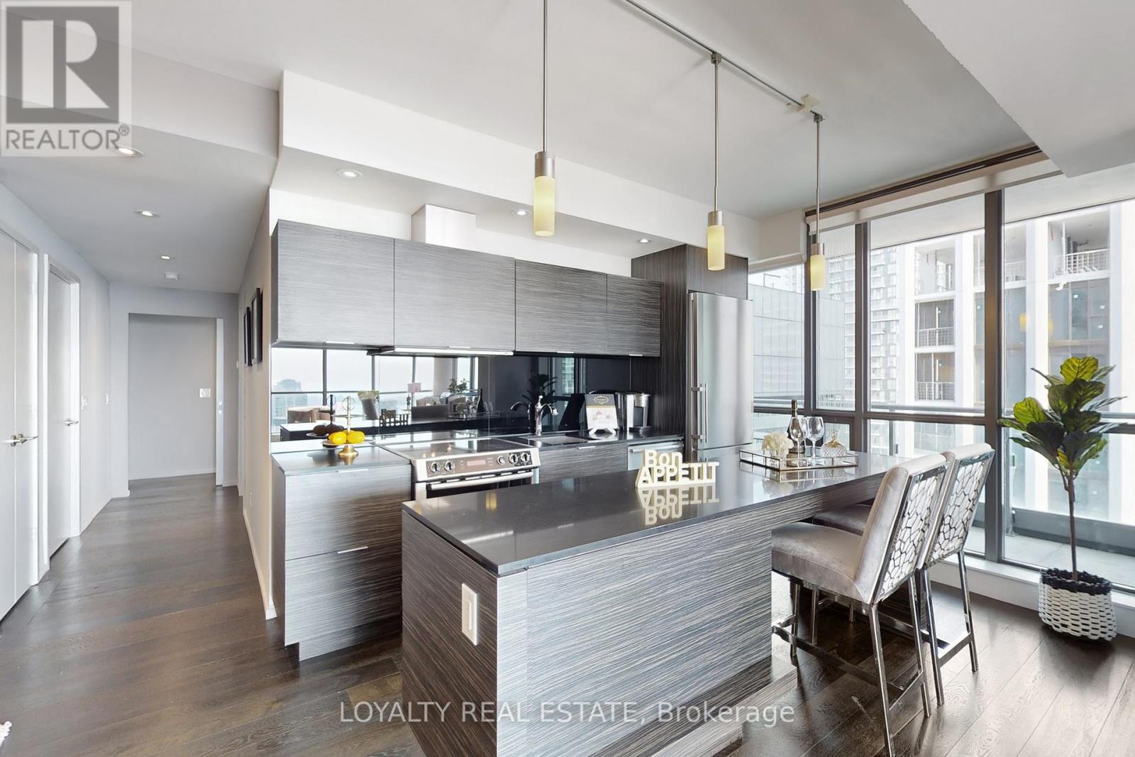 3305 - 8 Charlotte Street, Toronto, Ontario  M5V 0K4 - Photo 13 - C12832056