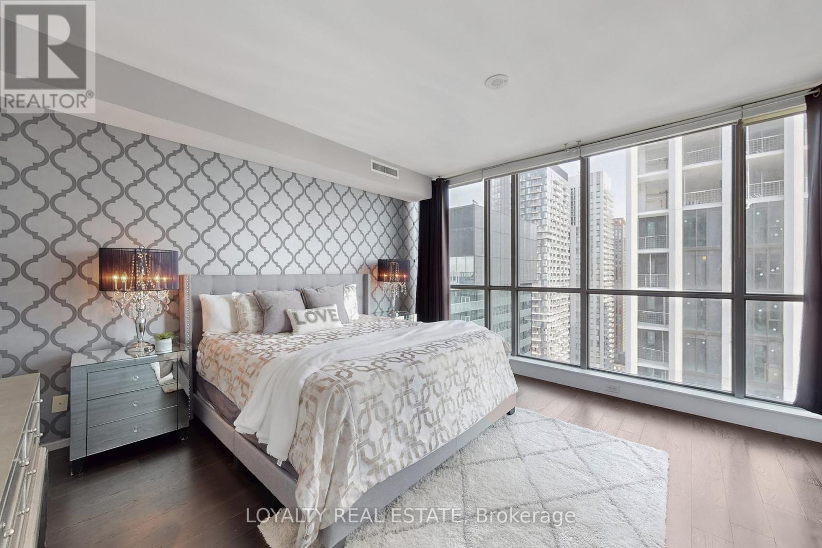 3305 - 8 Charlotte Street, Toronto, Ontario  M5V 0K4 - Photo 20 - C12832056