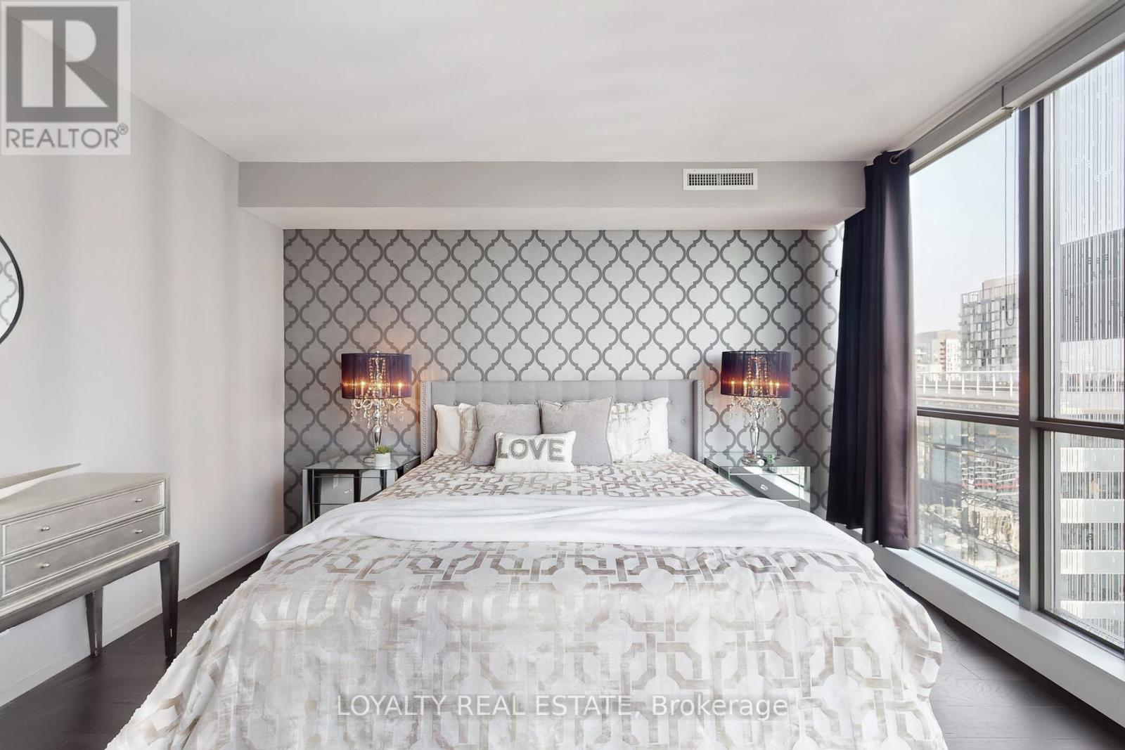 3305 - 8 Charlotte Street, Toronto, Ontario  M5V 0K4 - Photo 22 - C12832056