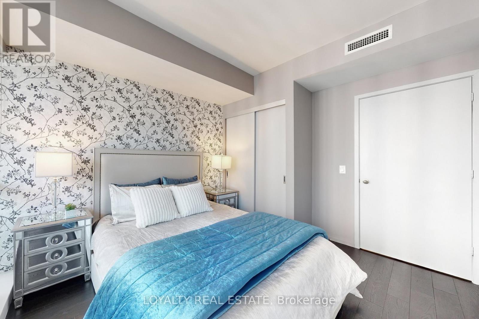 3305 - 8 Charlotte Street, Toronto, Ontario  M5V 0K4 - Photo 28 - C12832056