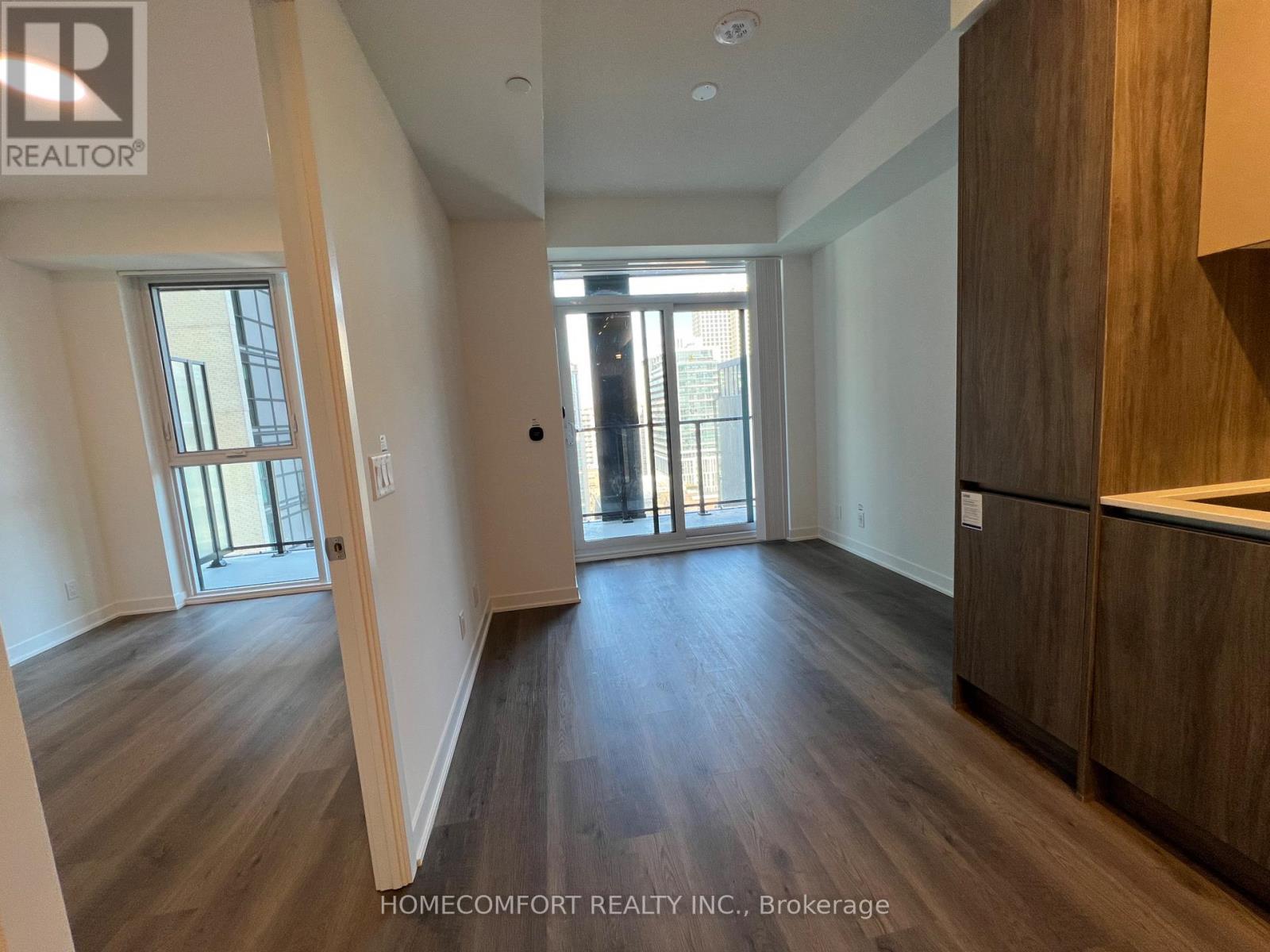 1601 - 180 Front Street E, Toronto, Ontario  M5A 0K9 - Photo 7 - C12832058