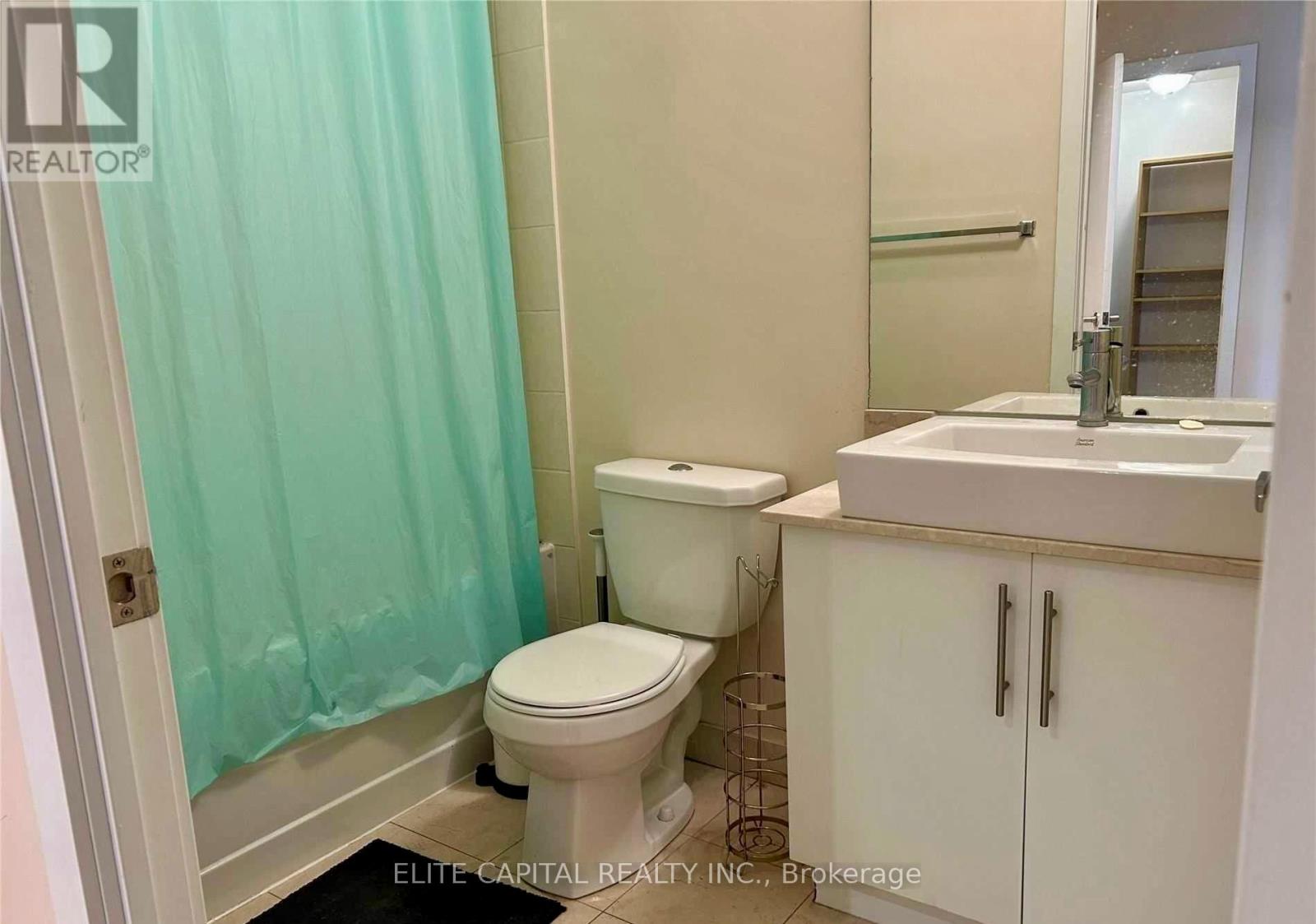 1708 - 55 Bremner Boulevard, Toronto, Ontario  M5J 0A6 - Photo 5 - C12832060