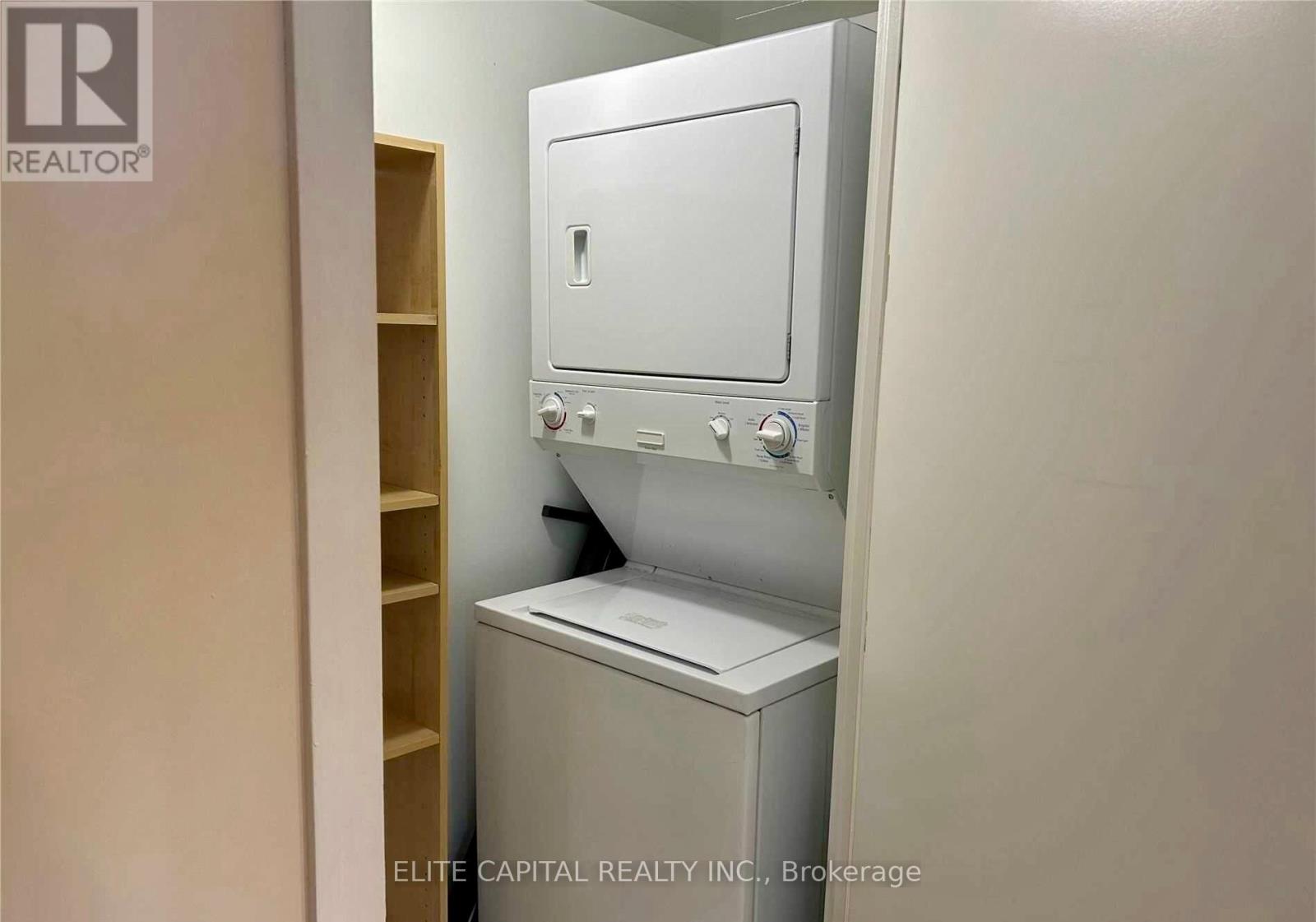 1708 - 55 Bremner Boulevard, Toronto, Ontario  M5J 0A6 - Photo 8 - C12832060