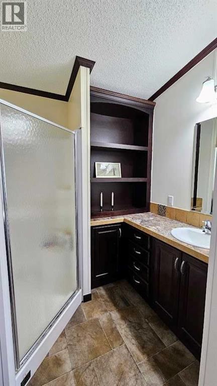 205 4 Street Nw, Sundre, Alberta  T0M 1X0 - Photo 38 - A2288444