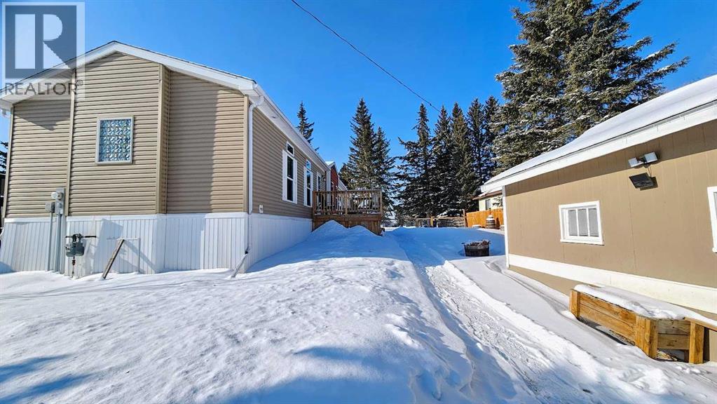 205 4 Street Nw, Sundre, Alberta  T0M 1X0 - Photo 11 - A2288444