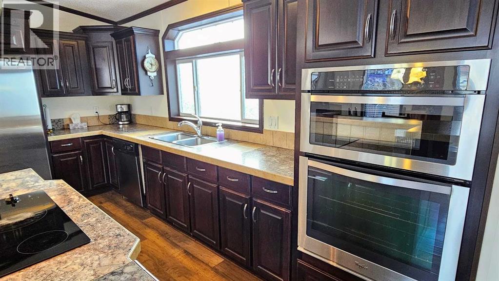 205 4 Street Nw, Sundre, Alberta  T0M 1X0 - Photo 23 - A2288444