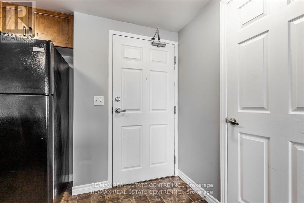201 - 67 Kingsbury Square, Guelph, Ontario  N1L 0L3 - Photo 6 - X12832062
