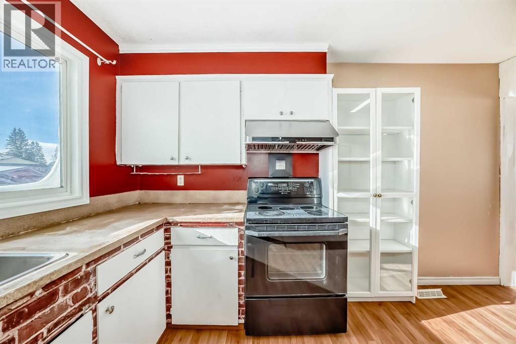 172 Pinehill Road Ne, Calgary, Alberta  T1Y 2C4 - Photo 12 - A2287889