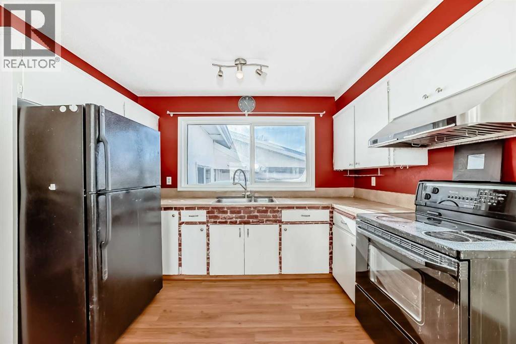 172 Pinehill Road Ne, Calgary, Alberta  T1Y 2C4 - Photo 9 - A2287889