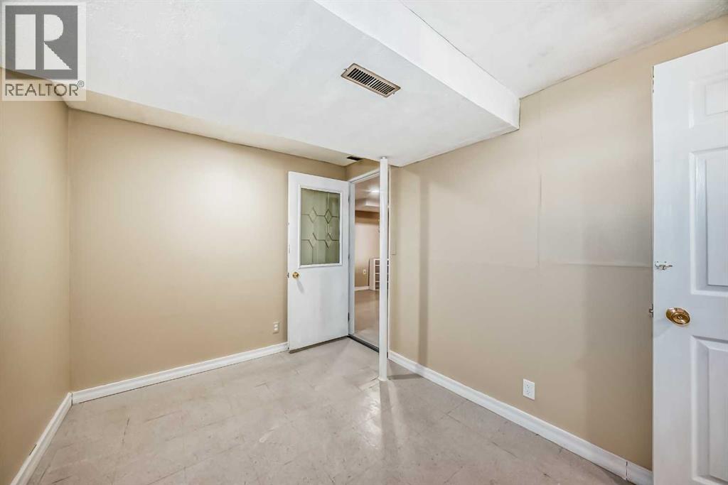 172 Pinehill Road Ne, Calgary, Alberta  T1Y 2C4 - Photo 30 - A2287889