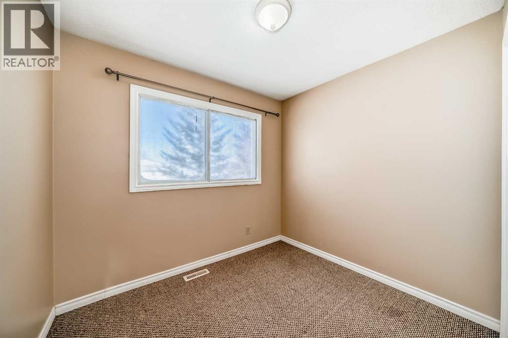 172 Pinehill Road Ne, Calgary, Alberta  T1Y 2C4 - Photo 22 - A2287889