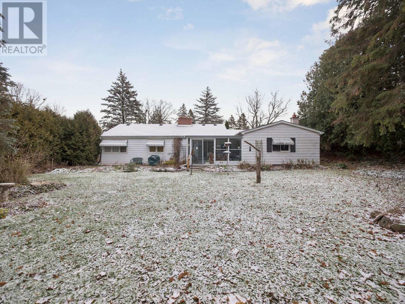 60 Charles Street, King, Ontario  L7B 1J7 - Photo 17 - N12831224